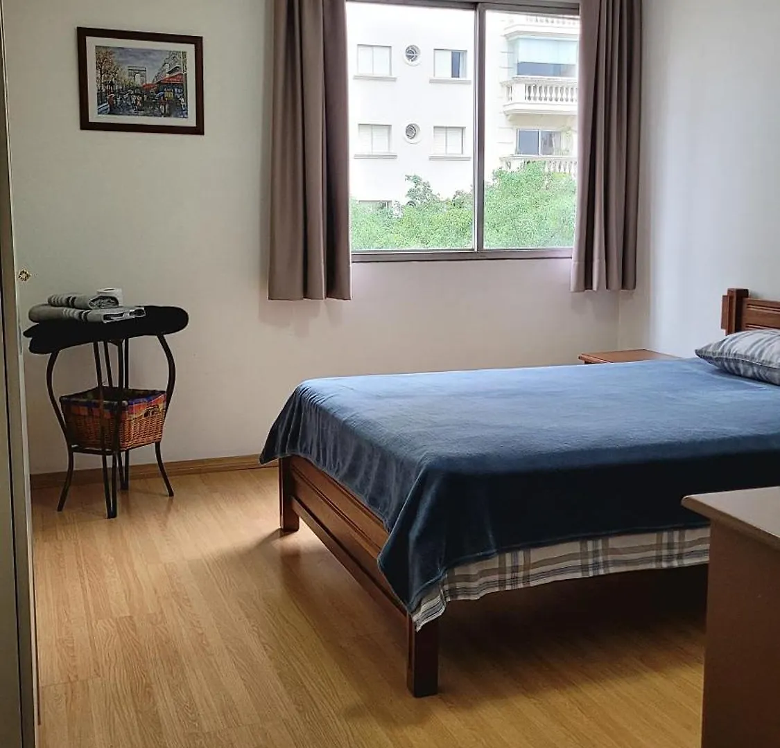 Quarto E Banheiro Privativos No Jardins São Paulo Brasil