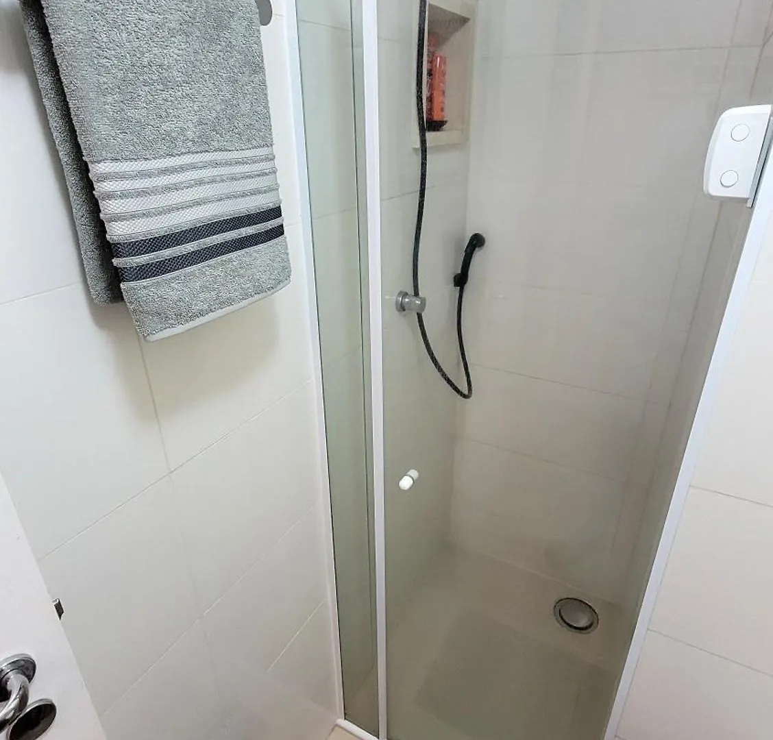 Quarto em Acomodações Particulares Quarto E Banheiro Privativos No Jardins São Paulo